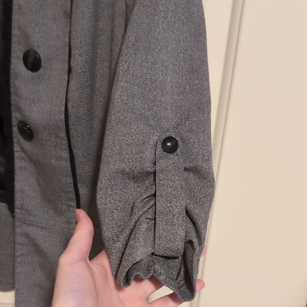 Stoosh Gray Women's Blazer With Black Accents - Picture 9 of 15